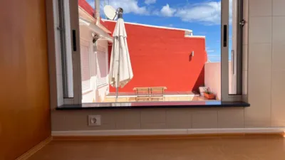 Penthouse on Carrer de la Serrería photo 4
