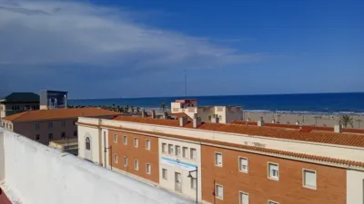Piso en venta en Calle de Eugenia Viñes, cerca de Calle del Horno del Cabañal, El Cabanyal-El Canyamelar (Distrito Poblats Marítims. València Capital) de 297.000 €