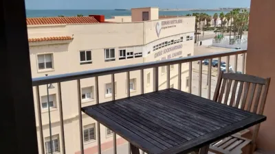 Piso en venta en Calle de Eugenia Viñes, cerca de Calle del Horno del Cabañal, El Cabanyal-El Canyamelar (Distrito Poblats Marítims. València Capital) de 297.000 €