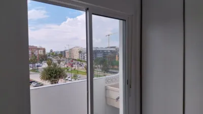 Piso en venta en Calle de Eugenia Viñes, cerca de Calle del Horno del Cabañal, El Cabanyal-El Canyamelar (Distrito Poblats Marítims. València Capital) de 297.000 €