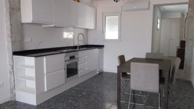 Piso en venta en Calle de Eugenia Viñes, cerca de Calle del Horno del Cabañal, El Cabanyal-El Canyamelar (Distrito Poblats Marítims. València Capital) de 297.000 €