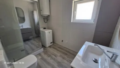 Apartment on Carrer de Jacinto Benavente photo 19