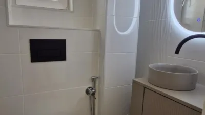 Apartment on Carrer de Jacinto Benavente photo 20