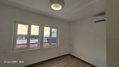 Apartment on Carrer de Jacinto Benavente photo 36