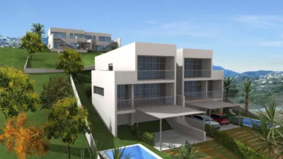 Semi-detached chalet on Calle Teruel photo 2