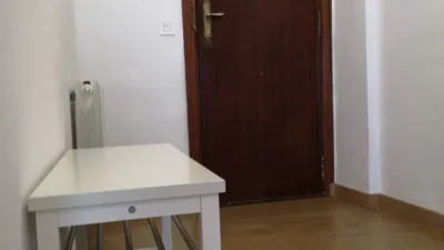 Piso en alquiler en Calle Ramón Campoamor - Imagen 2