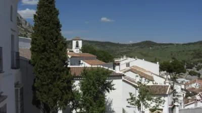 Rustic house in Villaluenga del Rosario photo 7