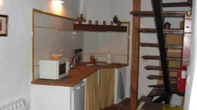 Rustic house in Villaluenga del Rosario photo 3