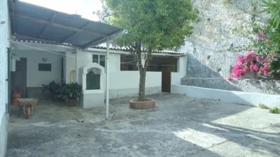 Rustic house in Villaluenga del Rosario photo 13