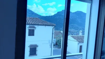 Rustic house in Villaluenga del Rosario photo 17