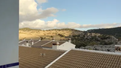 Terraced house in Villaluenga del Rosario photo 5