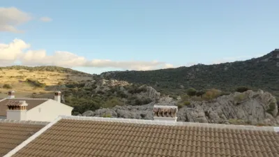 Terraced house in Villaluenga del Rosario photo 6