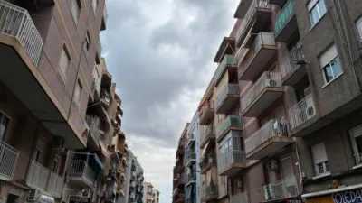 Piso en venta en Carrer Olegario Domarco Seller, 89, cerca de Calle Hermano Navarro Caracena, Carrús Este-Camí dels Magros (Distrito Núcleo Urbano. Elx - Elche) de 90.000 €