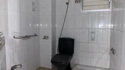 Piso en venta en Carrer Olegario Domarco Seller, 89, cerca de Calle Hermano Navarro Caracena, Carrús Este-Camí dels Magros (Distrito Núcleo Urbano. Elx - Elche) de 90.000 €