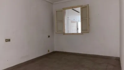 Piso en venta en Carrer Olegario Domarco Seller, 89, cerca de Calle Hermano Navarro Caracena, Carrús Este-Camí dels Magros (Distrito Núcleo Urbano. Elx - Elche) de 90.000 €
