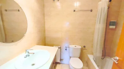 Piso en venta en Carrer de Parcerisa, La Bordeta (Distrito Sants-Montjuïc. Barcelona Capital) de 355.000 €
