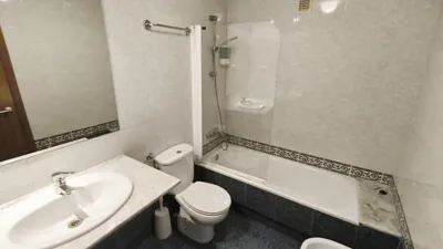 Piso en venta en Carrer de Parcerisa, La Bordeta (Distrito Sants-Montjuïc. Barcelona Capital) de 355.000 €