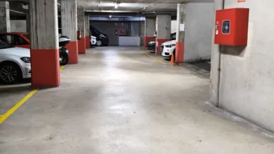 Piso en venta en Carrer de Parcerisa, La Bordeta (Distrito Sants-Montjuïc. Barcelona Capital) de 355.000 €