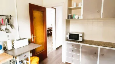 Detached house on Carrer de les Tres Feixes photo 16