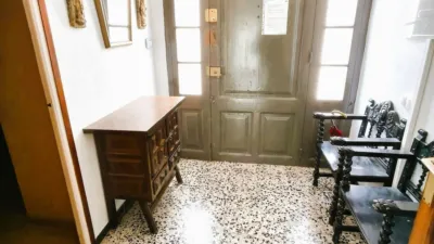 Detached house on Carrer de les Tres Feixes photo 5