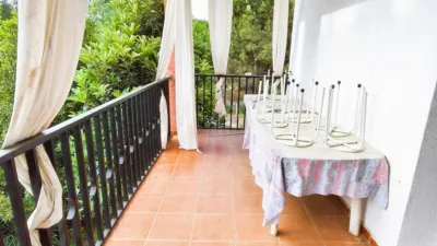 Detached house on Carrer de les Tres Feixes photo 24