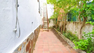 Detached house on Carrer de les Tres Feixes photo 43