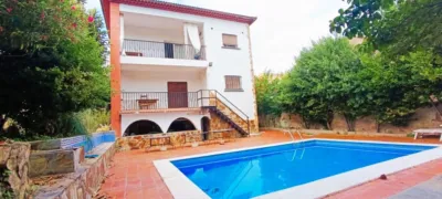 Detached house on Carrer de les Tres Feixes photo 46