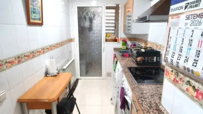 Apartment on Avinguda del Mossèn Jacint Verdaguer photo 10
