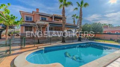 House in Los Girasoles photo 2