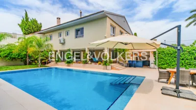 House on Carrer Font Bugaya photo 3