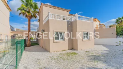 House on Carrer de Torrevieja photo 35