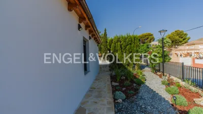 Chalet on Carrer de Torrevieja, 14 photo 9