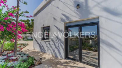 Chalet on Carrer de Torrevieja, 14 photo 5