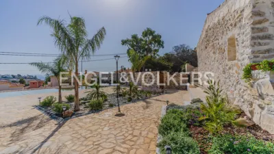 Chalet on Carrer de Torrevieja, 14 photo 7