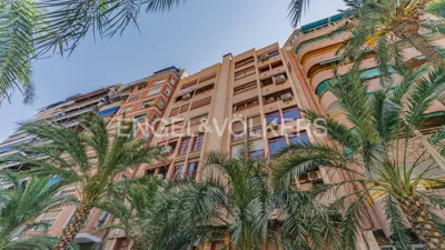 Apartment on Calle de San Vicente, 40 photo 22