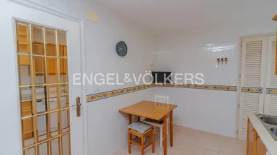 Apartment on Calle de San Vicente, 40 photo 8