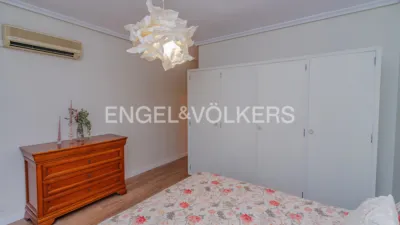Apartment on Calle de San Vicente, 40 photo 11