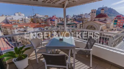 Penthouse in Plaza de la Montanyeta photo 4