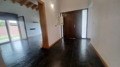 Casa en venta en Calle Rio Eresma, Aldeamayor de San Martín de 249.000 €