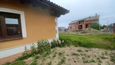 Casa en venta en Calle Rio Eresma, Aldeamayor de San Martín de 249.000 €