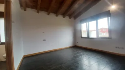 Casa en venta en Calle Rio Eresma, Aldeamayor de San Martín de 249.000 €