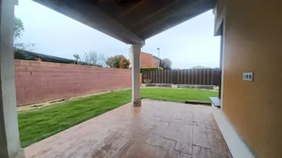 Casa en venta en Calle Rio Eresma, Aldeamayor de San Martín de 249.000 €