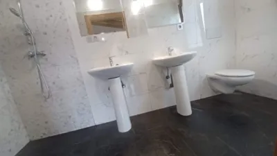 Casa en venta en Calle Rio Eresma, Aldeamayor de San Martín de 249.000 €