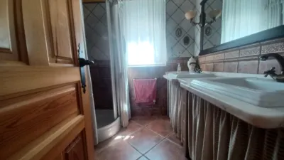 Chalet en venta en Calle de la Rosa, Villabáñez de 380.000 €