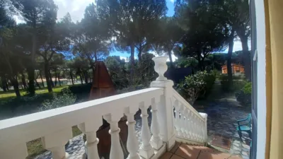 Chalet en venta en Calle de la Rosa, Villabáñez de 380.000 €