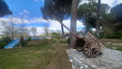 Chalet en venta en Calle de la Rosa, Villabáñez de 380.000 €