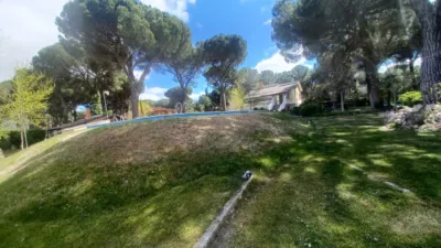 Chalet en venta en Calle de la Rosa, Villabáñez de 380.000 €