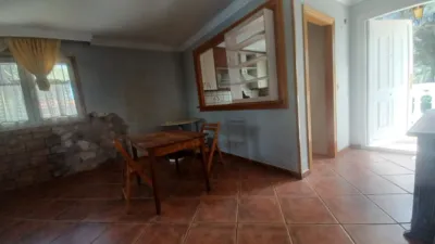 Chalet en venta en Calle de la Rosa, Villabáñez de 380.000 €