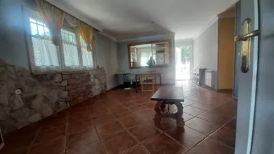 Chalet en venta en Calle de la Rosa, Villabáñez de 380.000 €