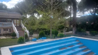 Chalet en venta en Calle de la Rosa, Villabáñez de 380.000 €